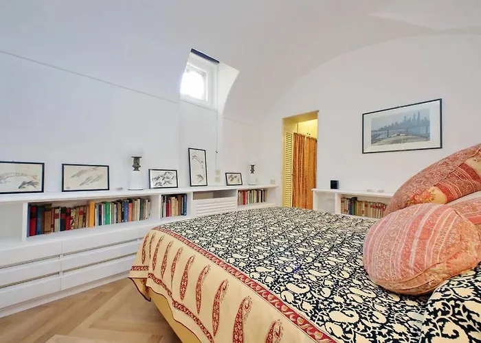 Daire Pantheon With Private Terrace Roma