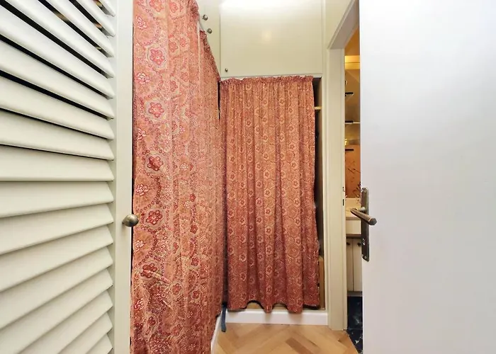 Pantheon With Private Terrace Daire Roma