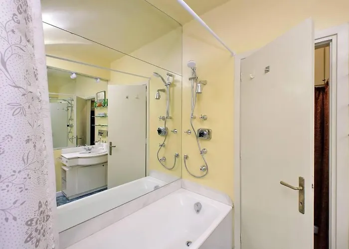 Pantheon With Private Terrace Daire Roma