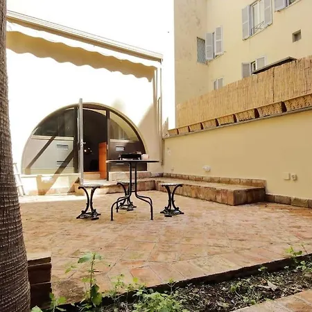 Pantheon With Private Terrace روما